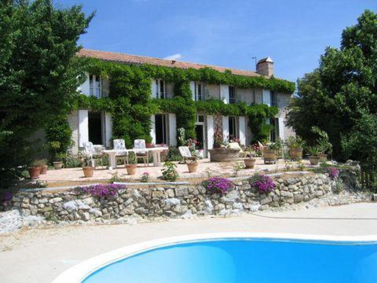 Picture of Home For Sale in Marmande, Aquitaine, France