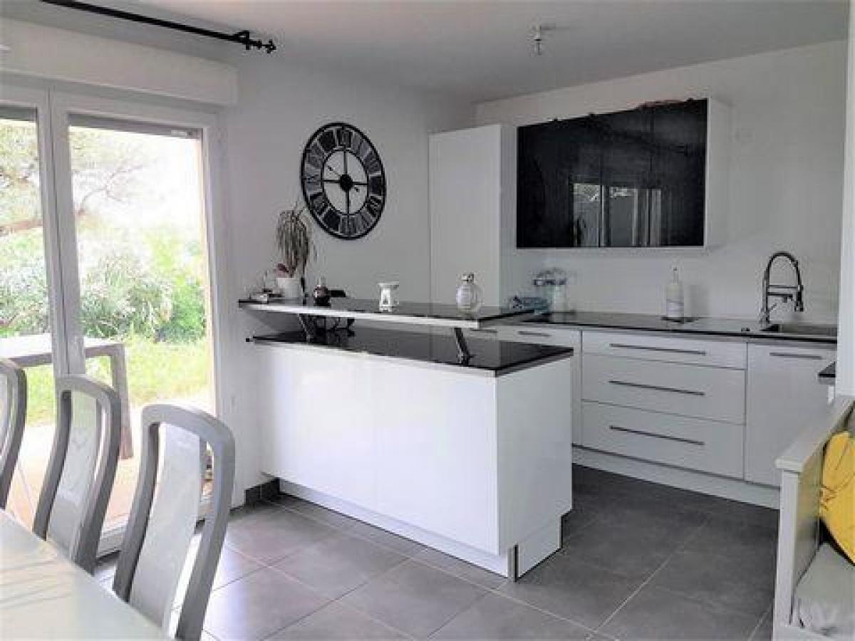 Picture of Condo For Sale in Ollioules, Cote d'Azur, France