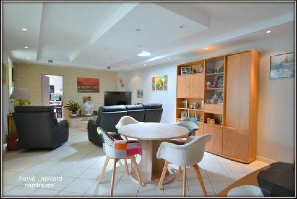 Picture of Home For Sale in Le Teich, Aquitaine, France