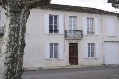 Home For Sale in Vic Fezensac, France