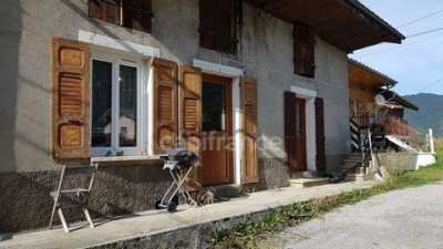 Home For Sale in Le Pontet, France