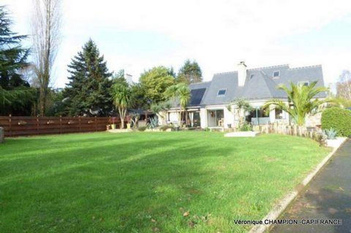 Picture of Home For Sale in Lanvollon, Bretagne, France