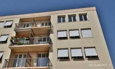 Condo For Sale in Bergerac, France