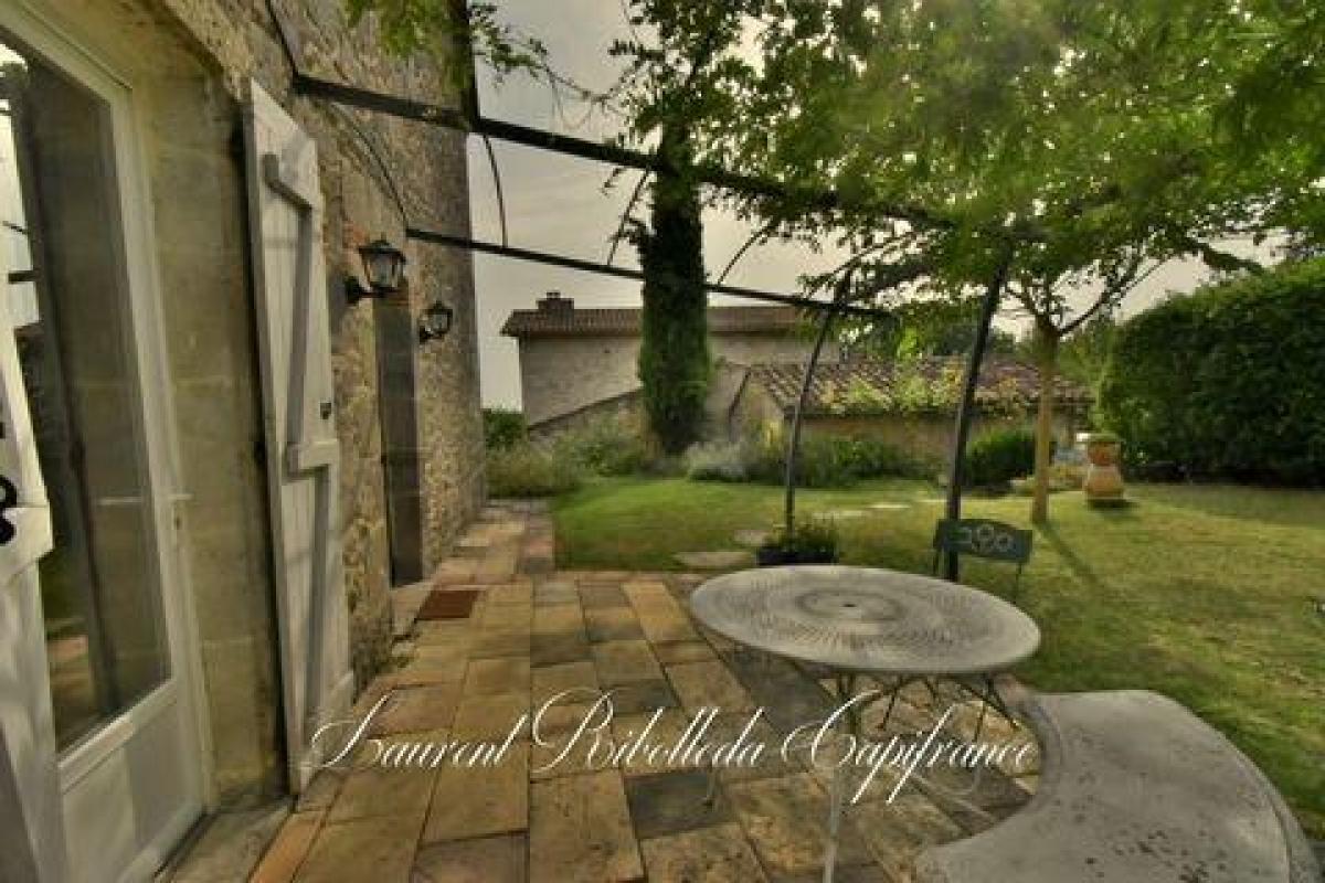 Picture of Home For Sale in Nerac, Aquitaine, France