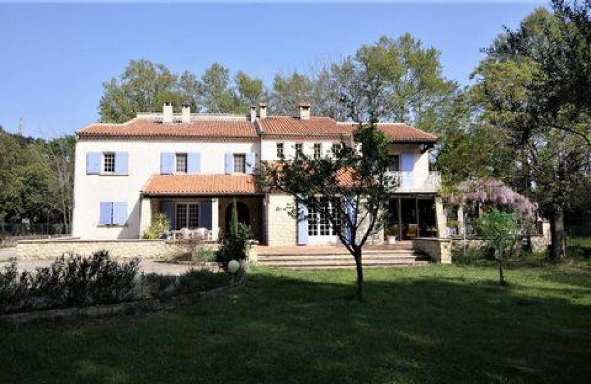 Picture of Home For Sale in Montfavet, Provence-Alpes-Cote d'Azur, France