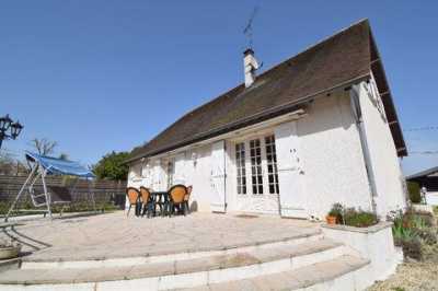 Home For Sale in Appoigny, France