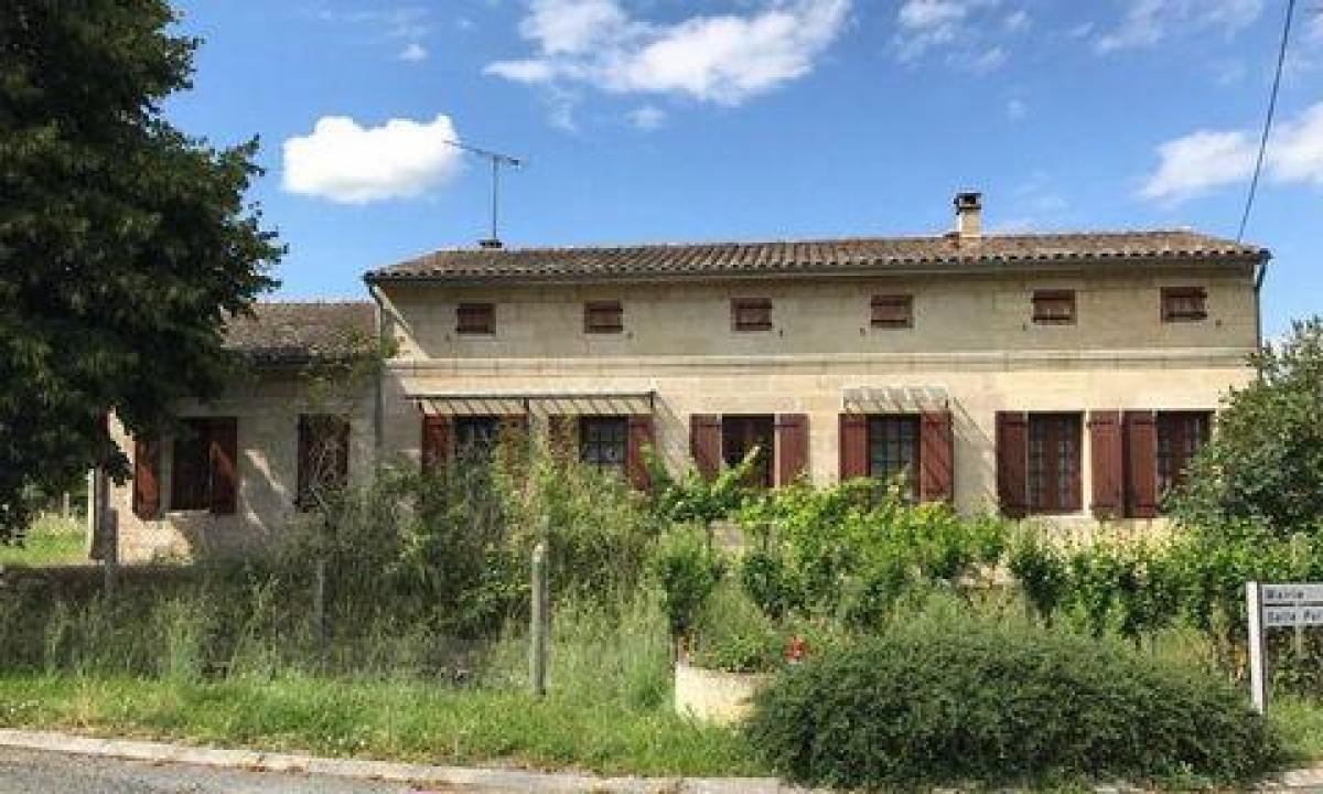 Picture of Home For Sale in Coutras, Aquitaine, France