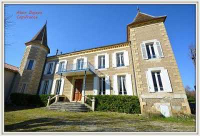 Home For Sale in Agen, France