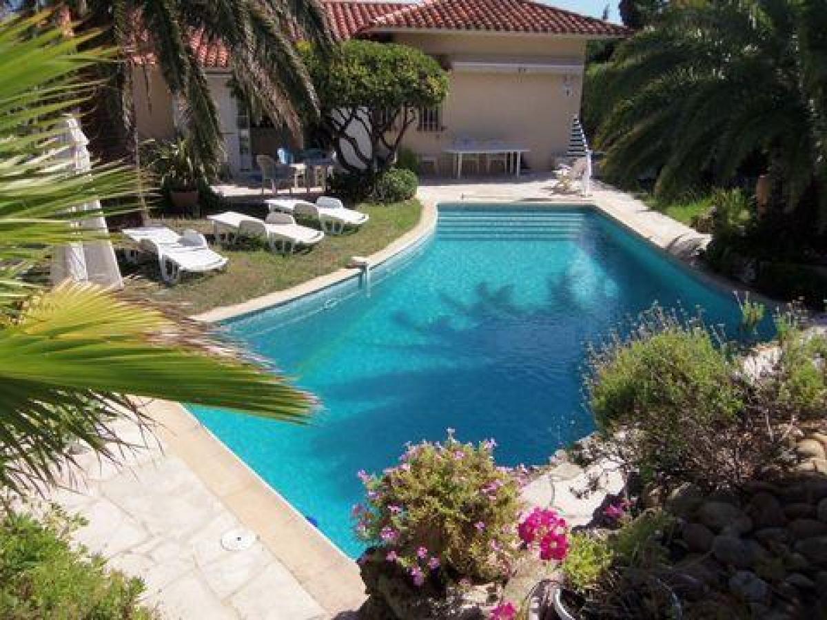 Picture of Home For Sale in Les Issambres, Cote d'Azur, France