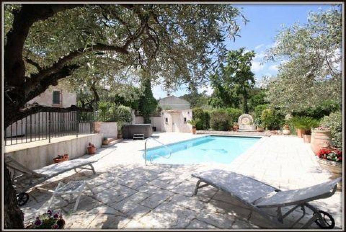 Picture of Home For Sale in Draguignan, Provence-Alpes-Cote d'Azur, France