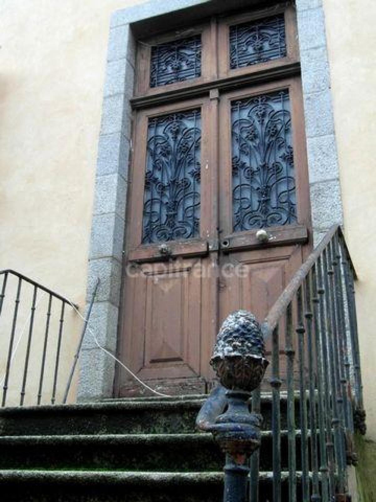 Picture of Home For Sale in Evron, Pays De La Loire, France