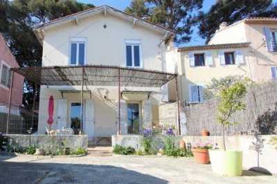 Home For Sale in Toulon, France
