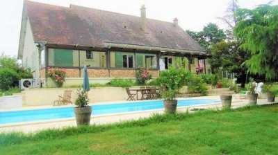 Home For Sale in Chatellerault, France