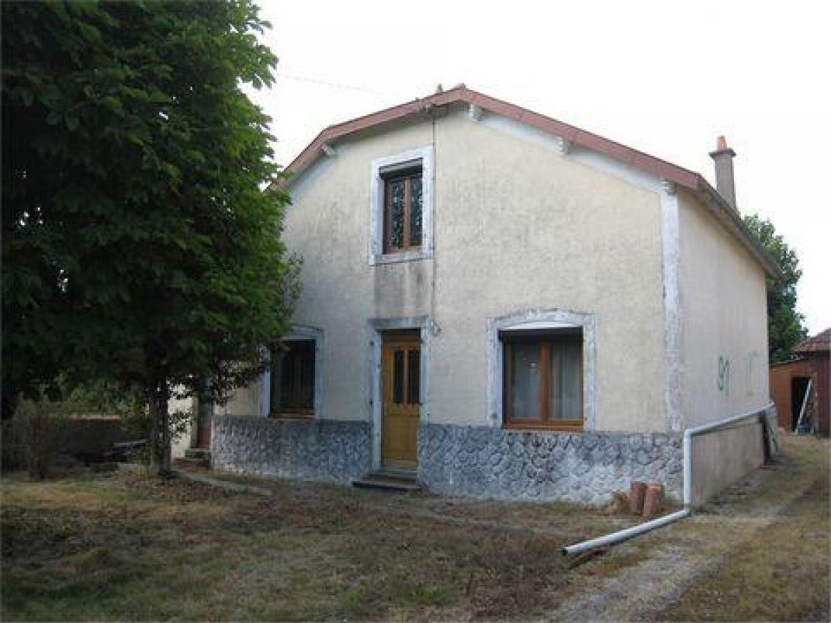Picture of Home For Sale in Chef Boutonne, Poitou Charentes, France