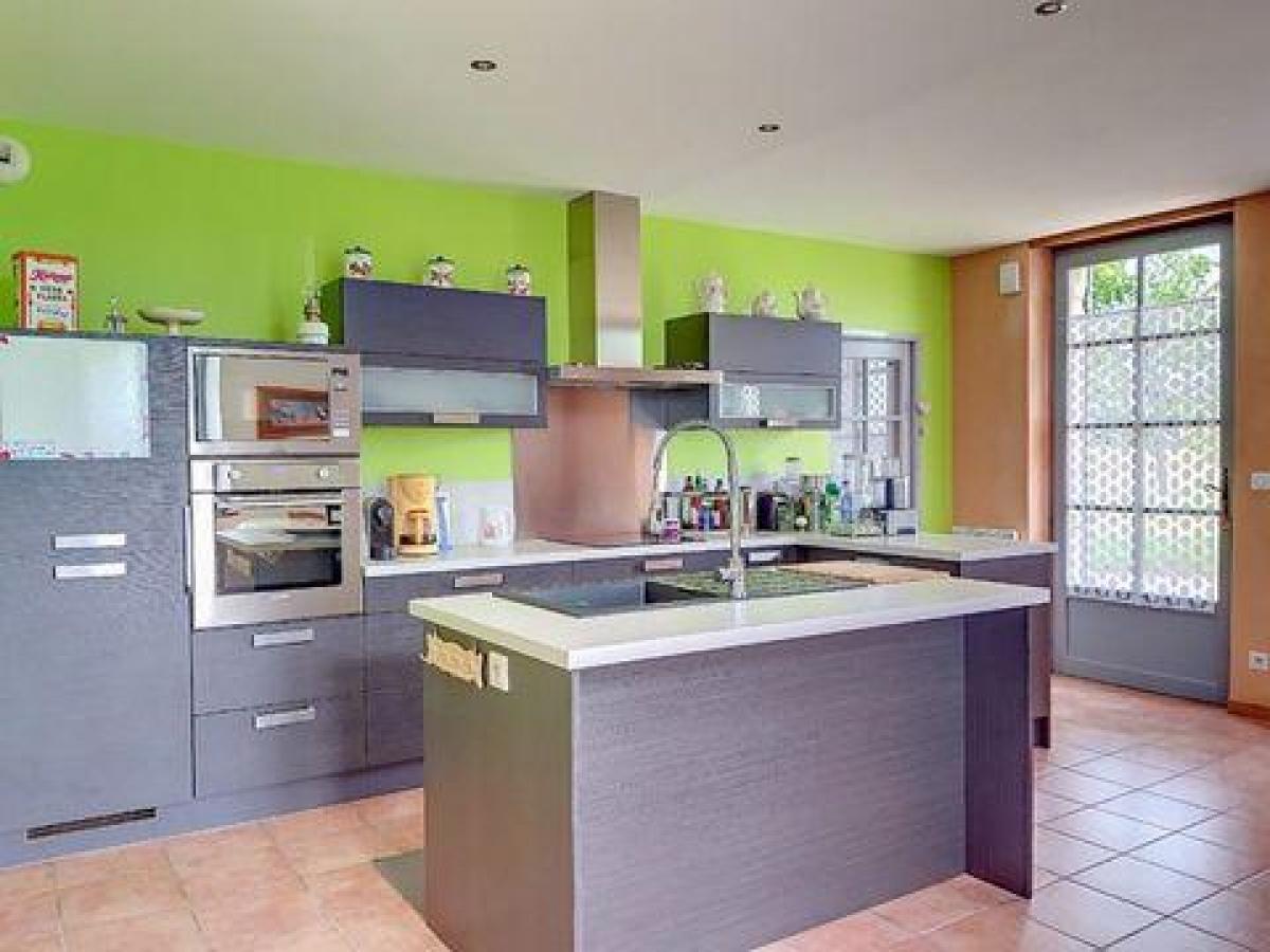 Picture of Home For Sale in Marmande, Aquitaine, France