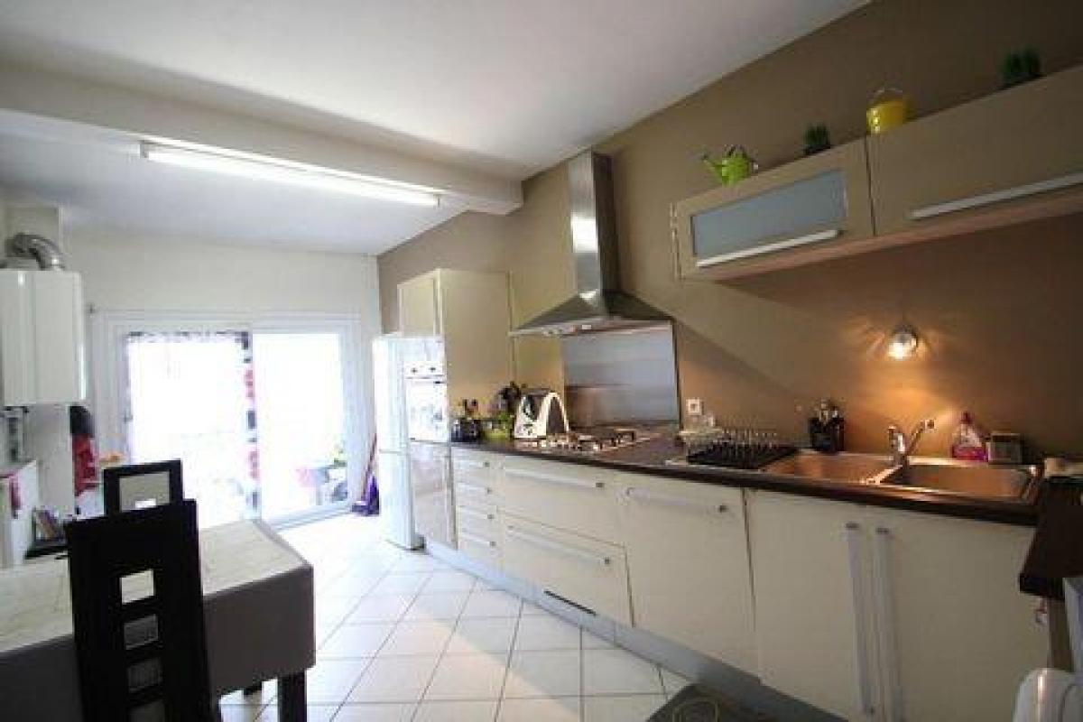 Picture of Home For Sale in Agen, Aquitaine, France