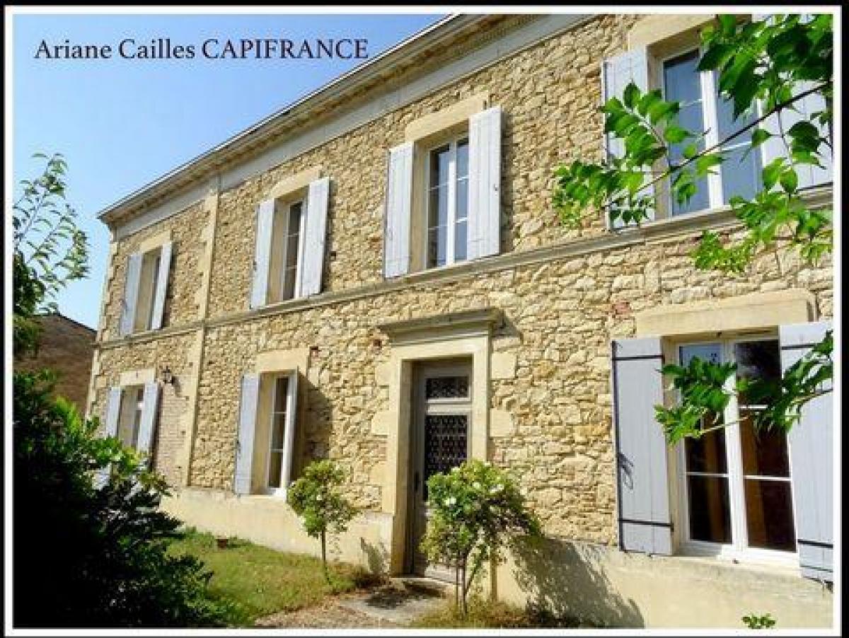 Picture of Home For Sale in Sauveterre De Guyenne, Aquitaine, France