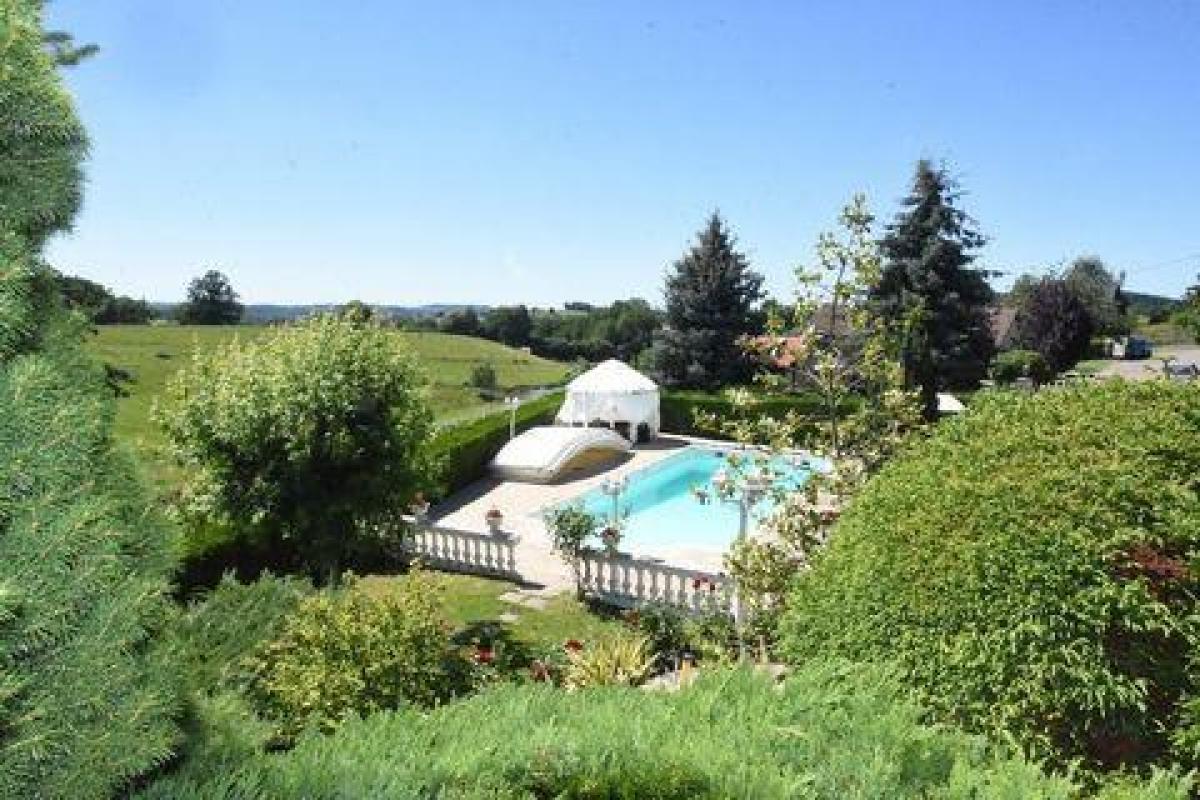 Picture of Home For Sale in La Clayette, Bourgogne, France