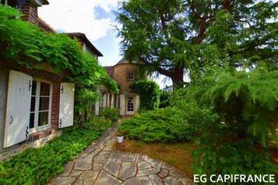 Home For Sale in Dreux, France