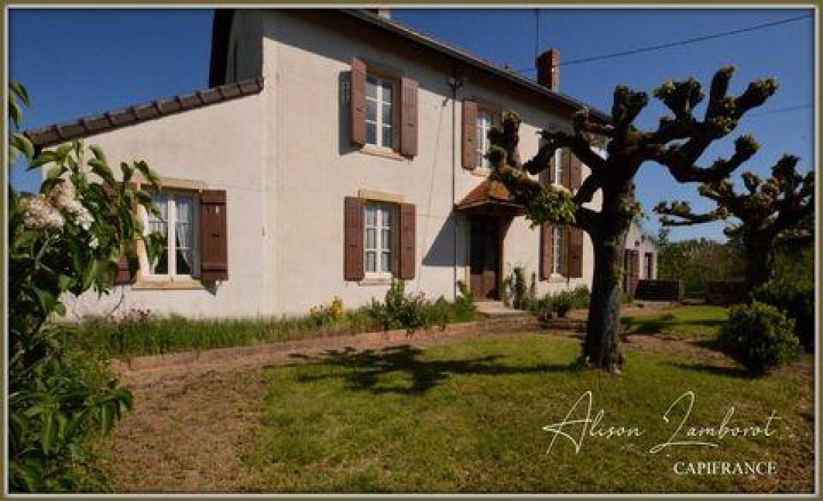 Picture of Home For Sale in Charolles, Bourgogne, France