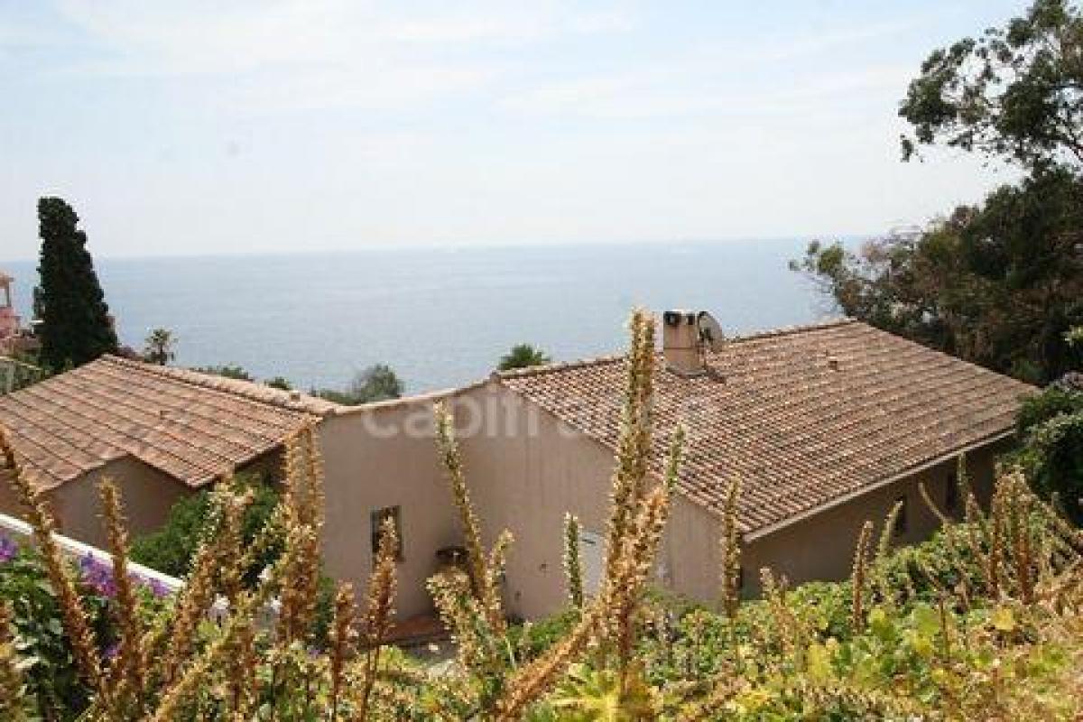Picture of Home For Sale in Agay, Cote d'Azur, France