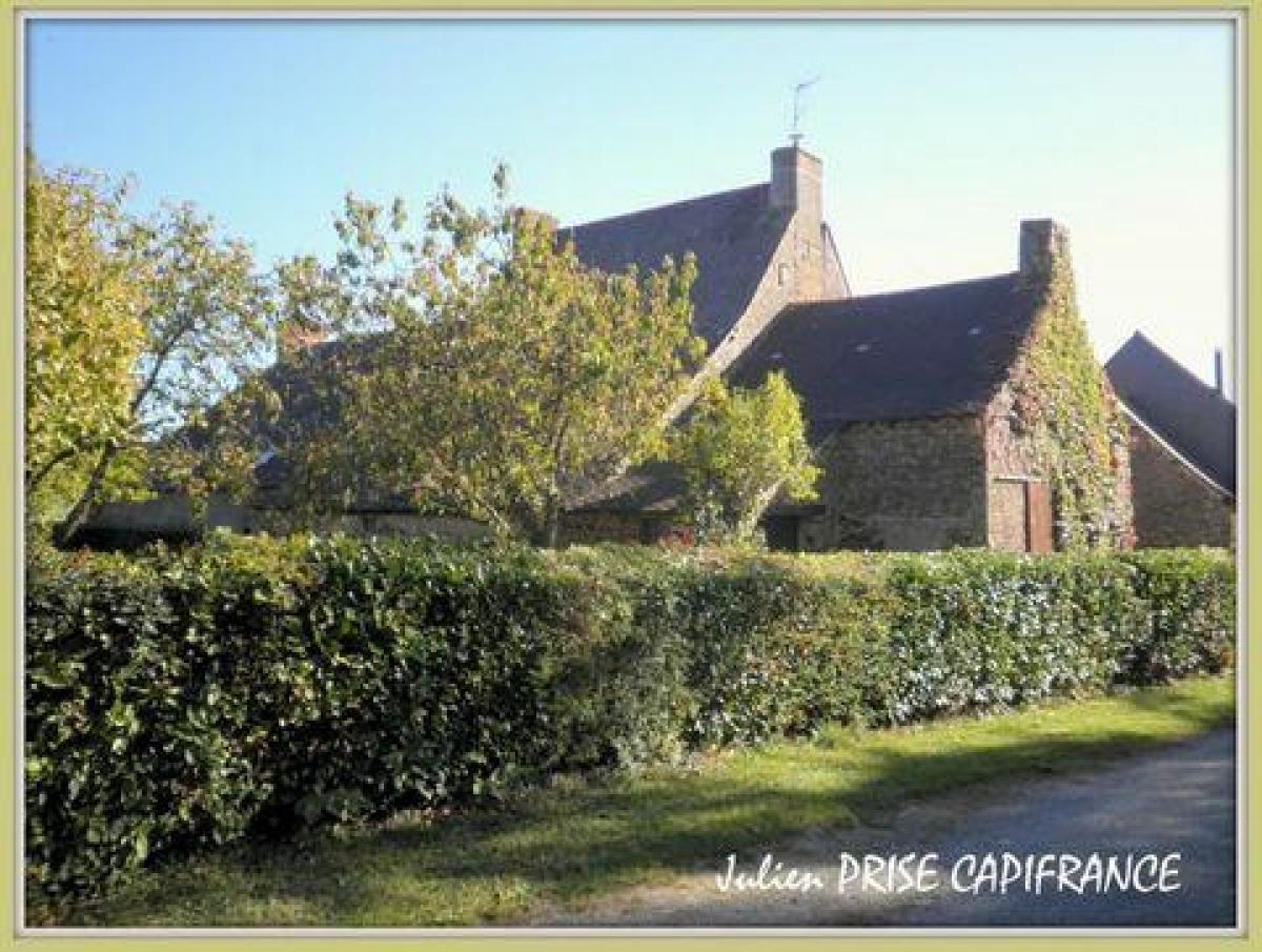 Picture of Home For Sale in Bais, Bretagne, France