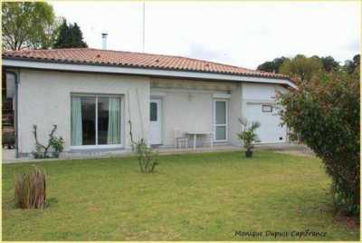 Home For Sale in Ychoux, France