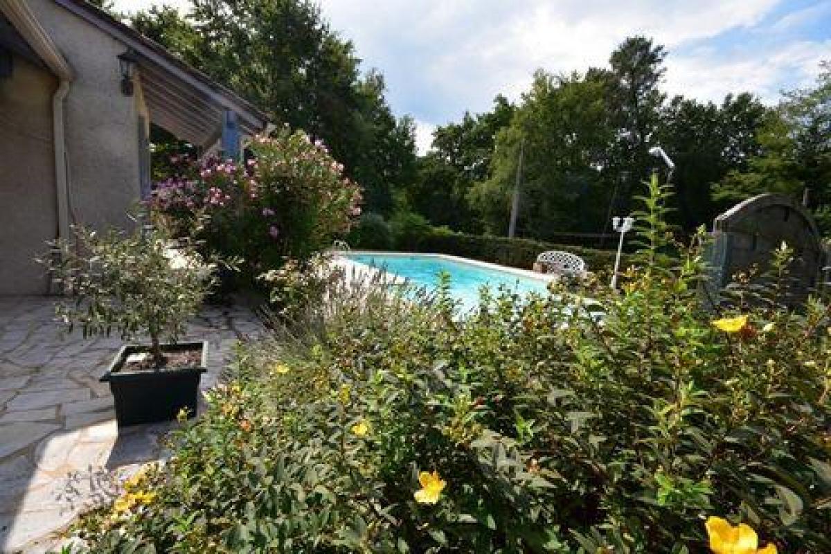 Picture of Home For Sale in Bergerac, Aquitaine, France