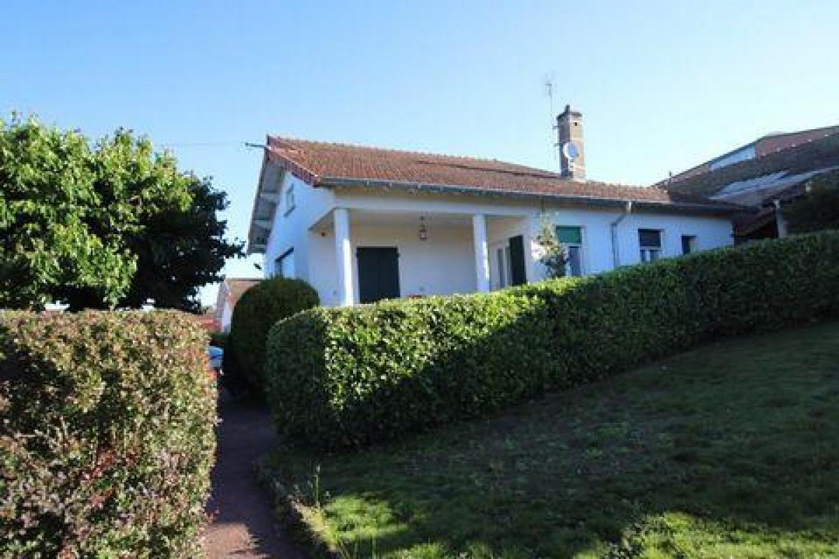 Picture of Home For Sale in Chauffailles, Bourgogne, France