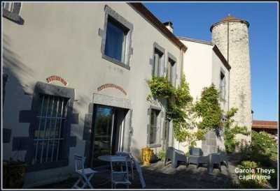 Home For Sale in Riom, France