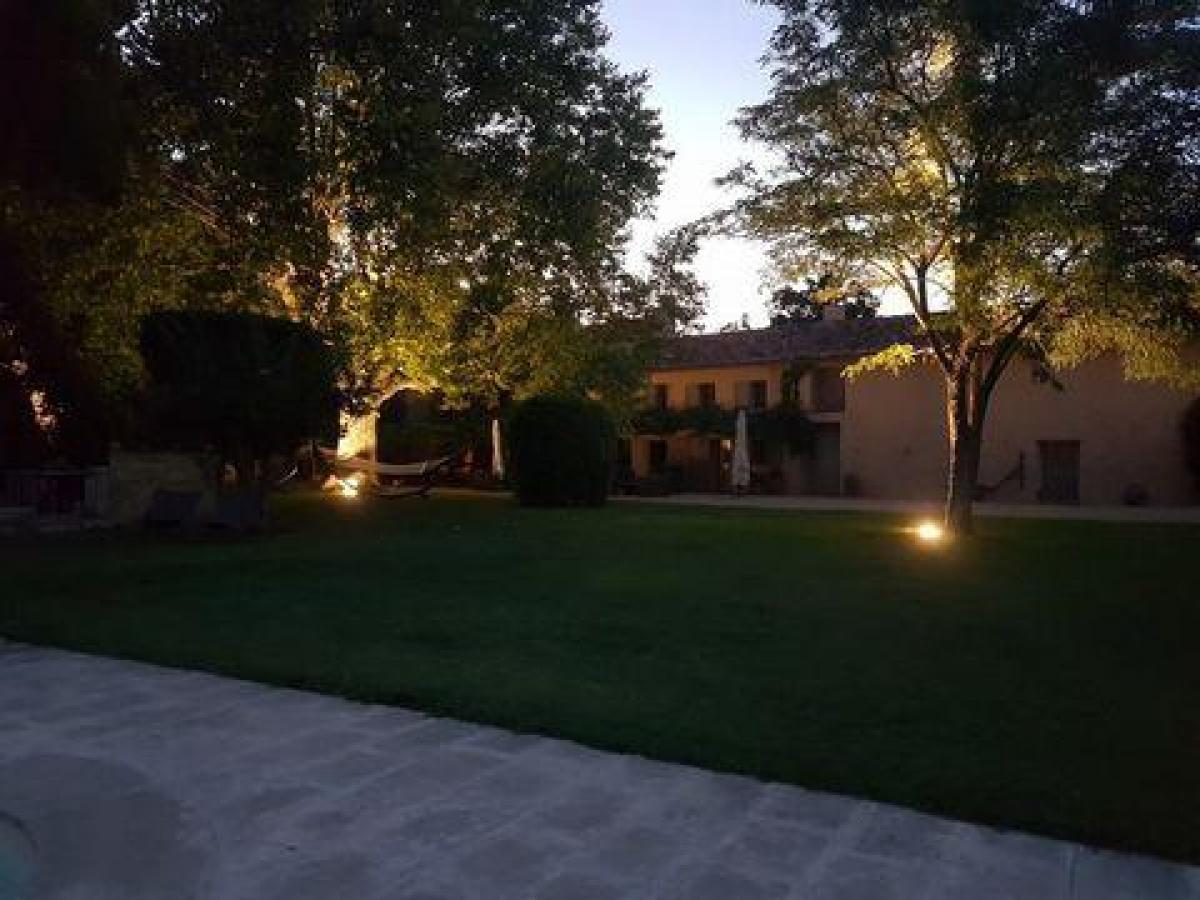 Picture of Home For Sale in Arles, Provence-Alpes-Cote d'Azur, France