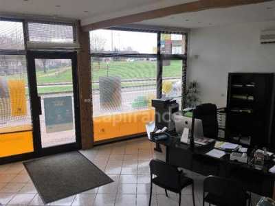 Office For Sale in Avallon, France