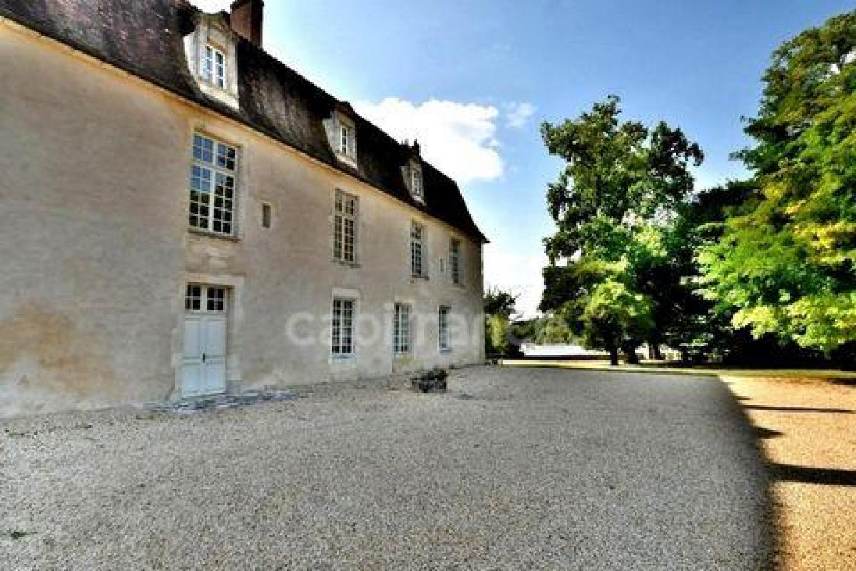 Picture of Home For Sale in Angouleme, Poitou Charentes, France