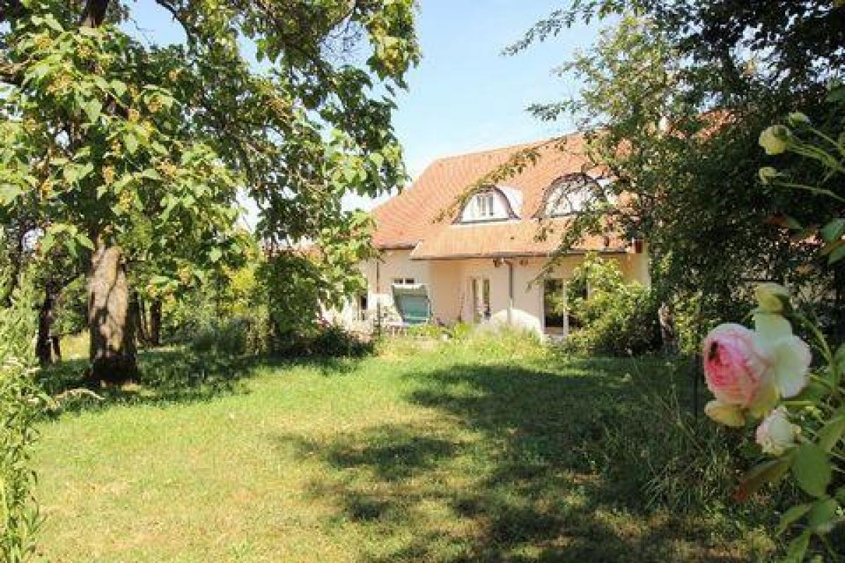 Picture of Home For Sale in Sarreguemines, Lorraine, France