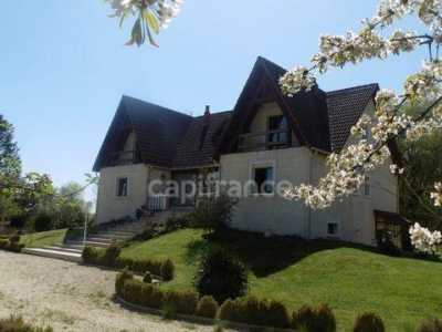 Home For Sale in Sens, France