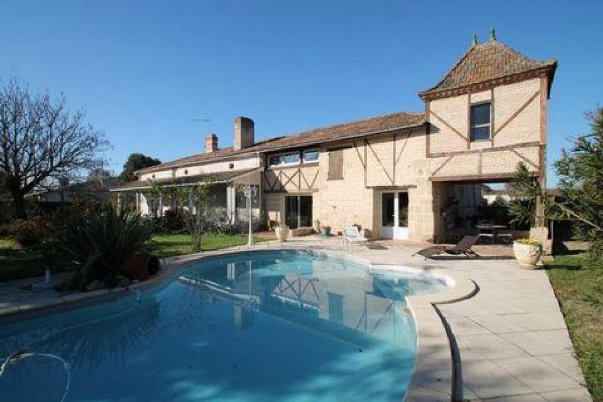 Picture of Home For Sale in Marmande, Aquitaine, France