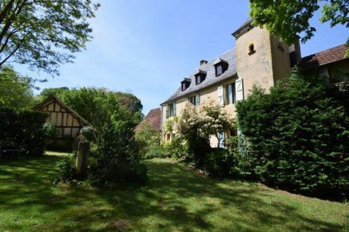 Picture of Home For Sale in Gourdon, Auvergne, France