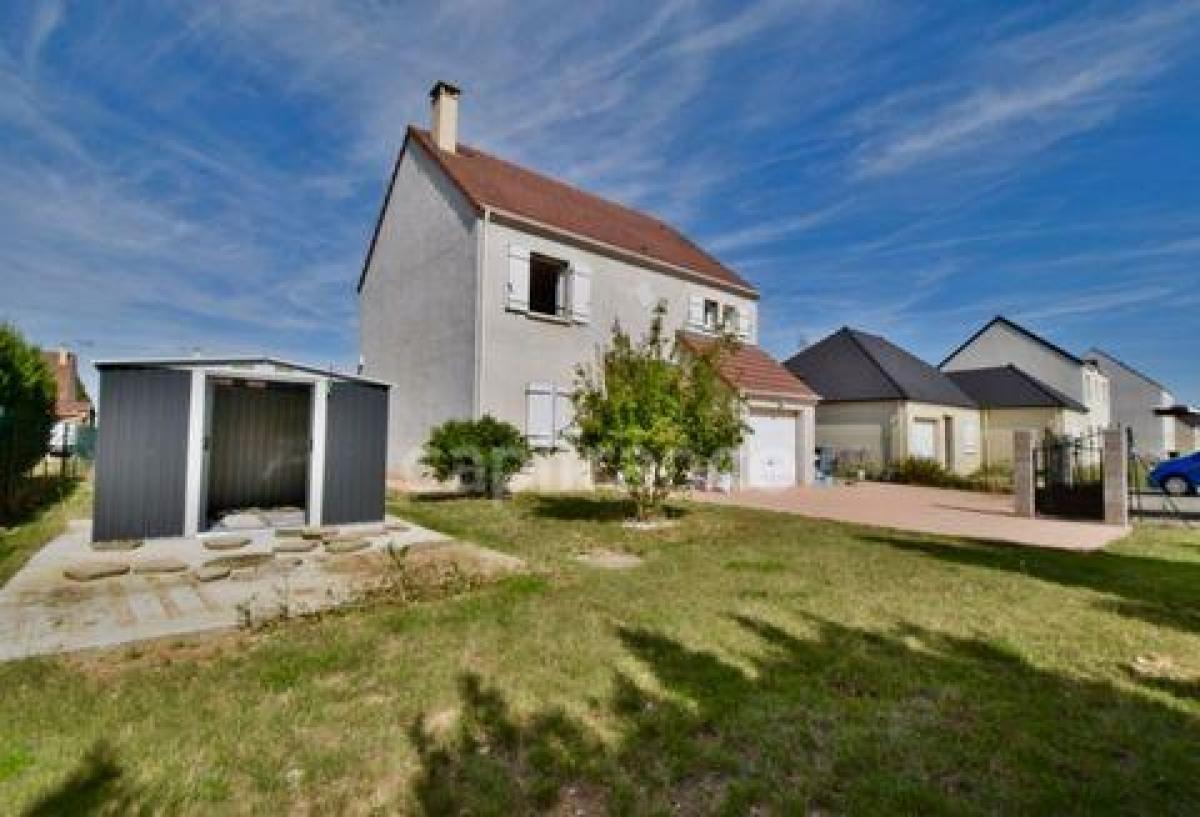 Picture of Home For Sale in Angerville, Centre, France