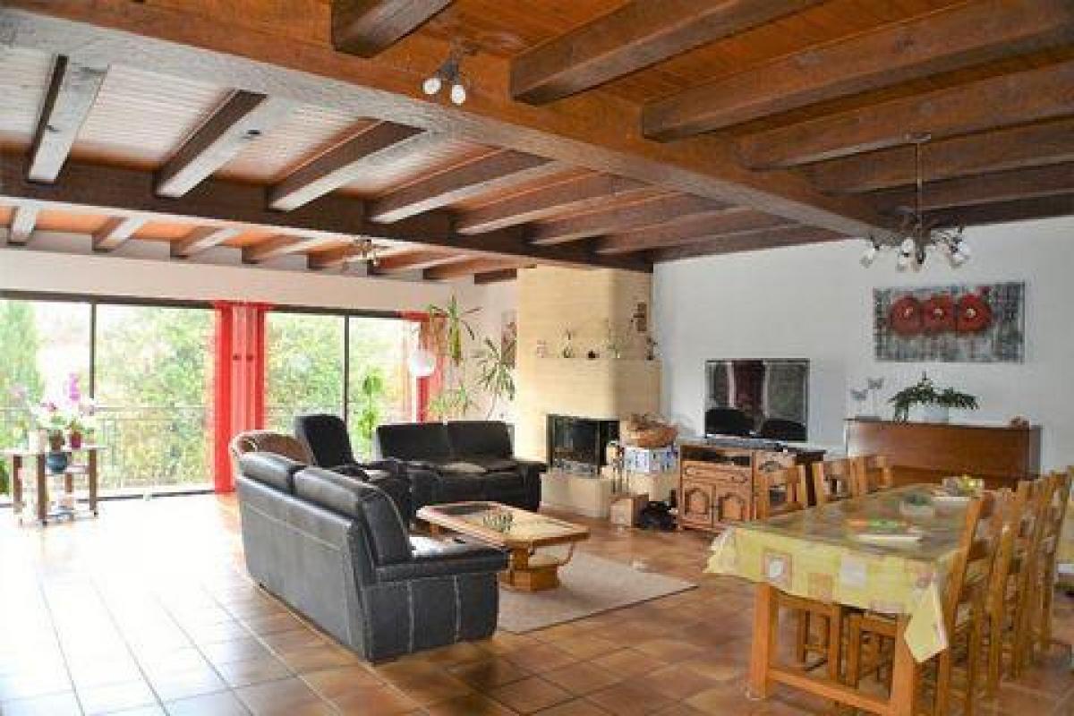 Picture of Home For Sale in Ussel, Limousin, France