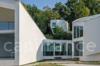 Home For Sale in Bordeaux, France