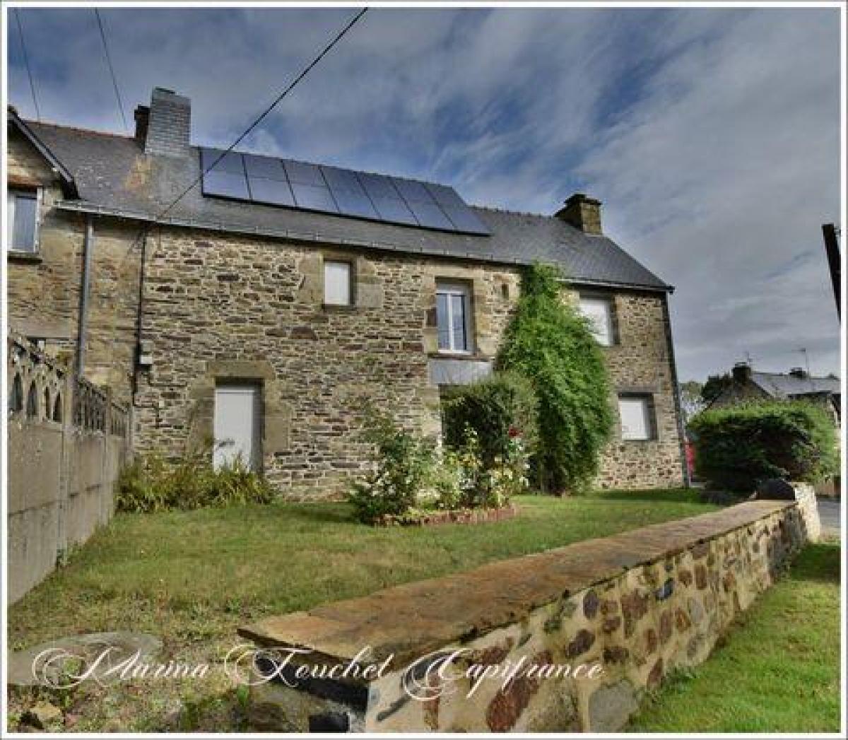 Picture of Home For Sale in Carentoir, Bretagne, France