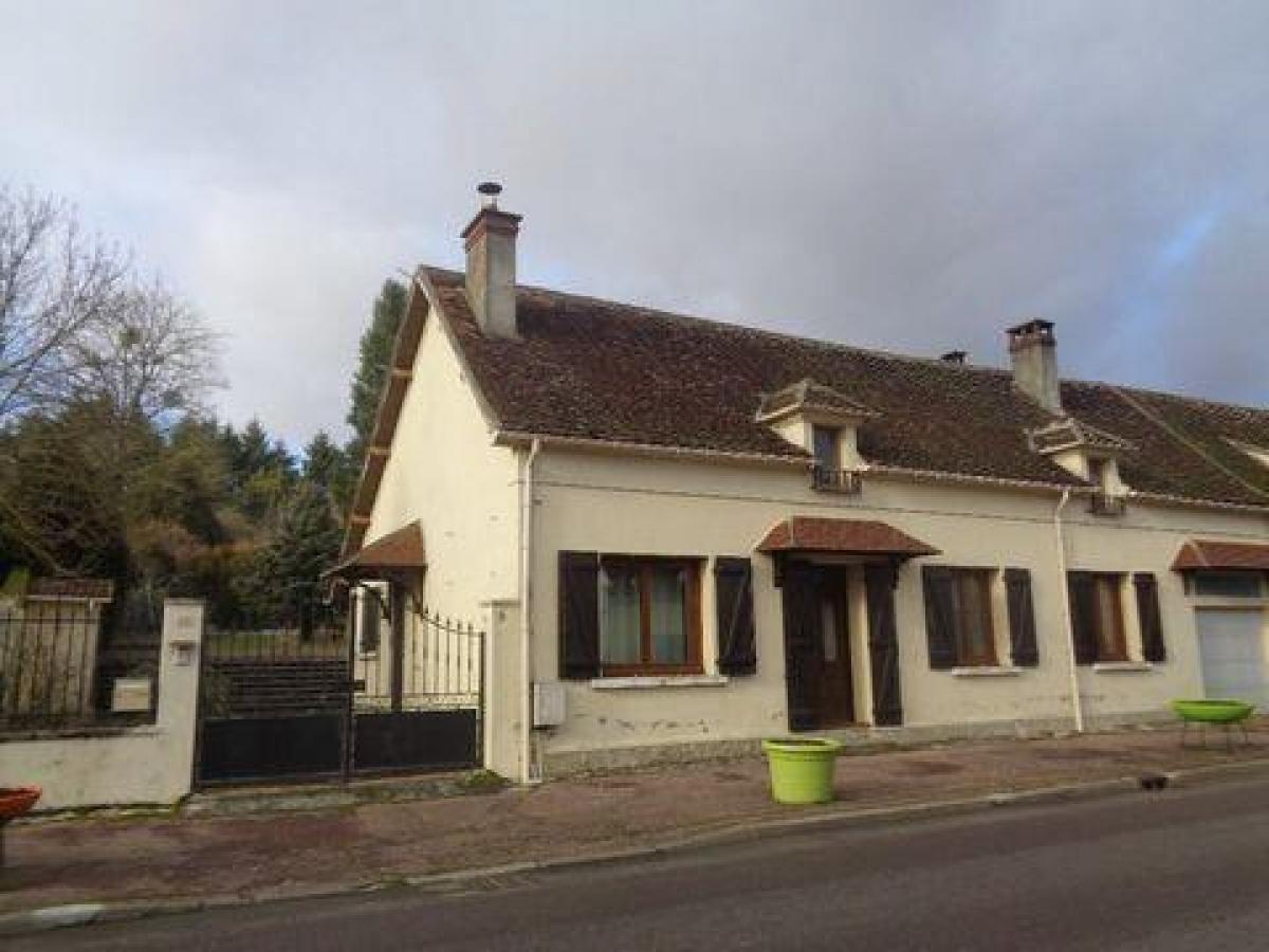 Picture of Home For Sale in Lavau, Bourgogne, France