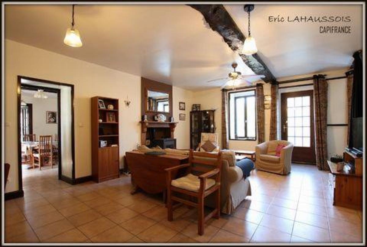 Picture of Home For Sale in Rennes, Bretagne, France