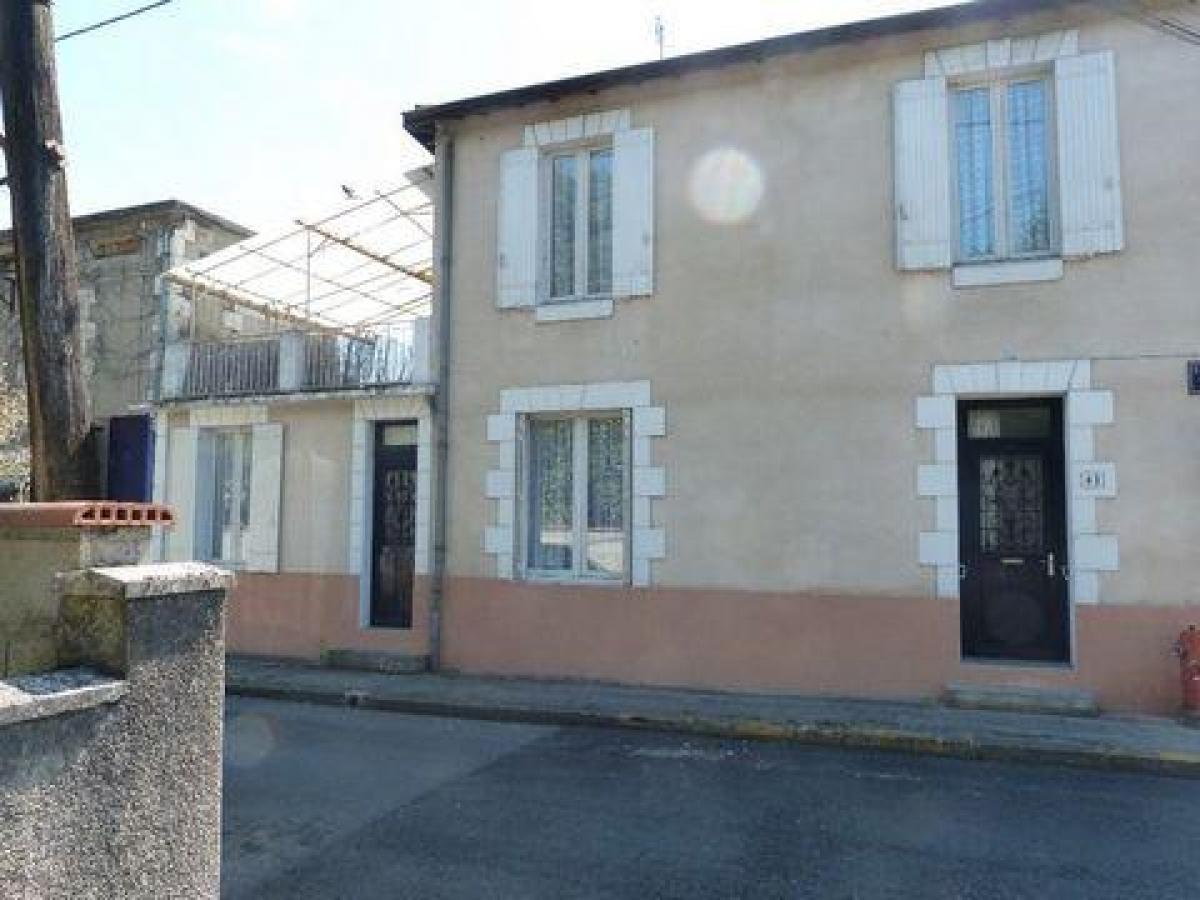 Picture of Home For Sale in Marmande, Aquitaine, France