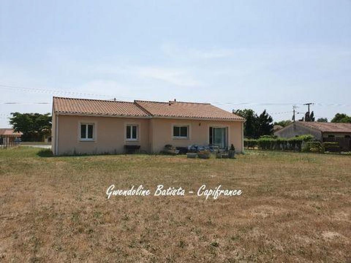 Picture of Home For Sale in Bergerac, Aquitaine, France