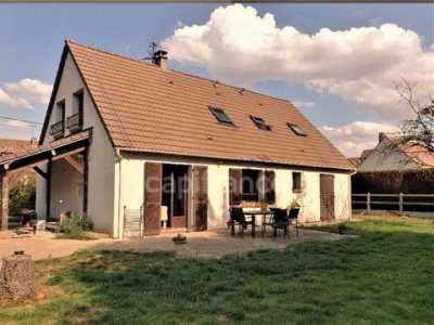 Home For Sale in Auteuil, France