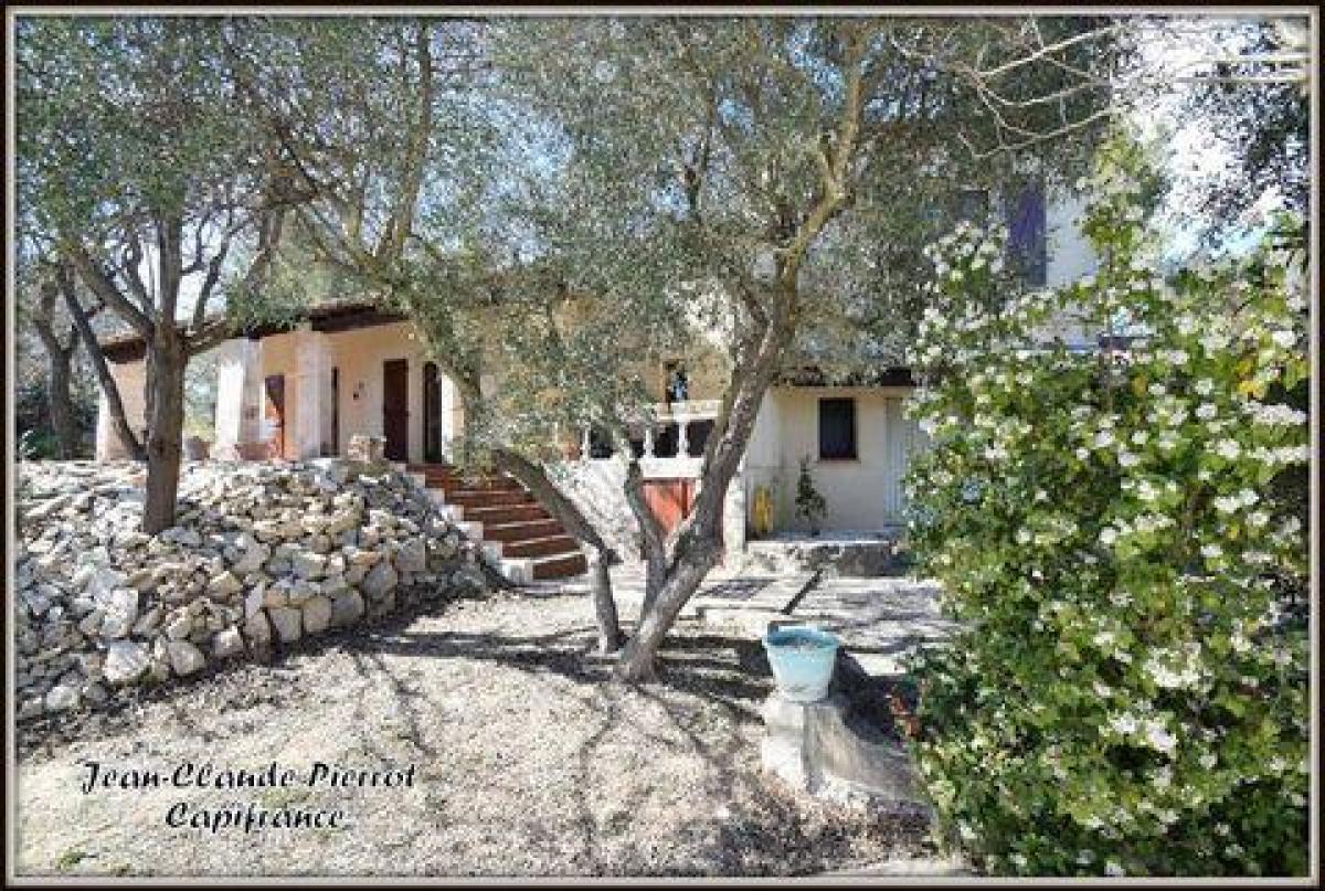 Picture of Home For Sale in Nimes, Languedoc Roussillon, France