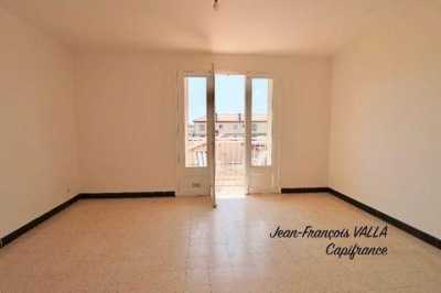 Condo For Sale in Miramas, France