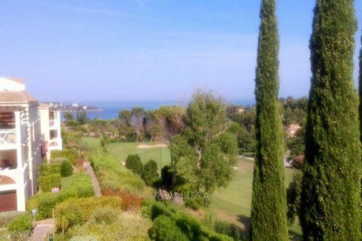 Picture of Condo For Sale in Agay, Cote d'Azur, France
