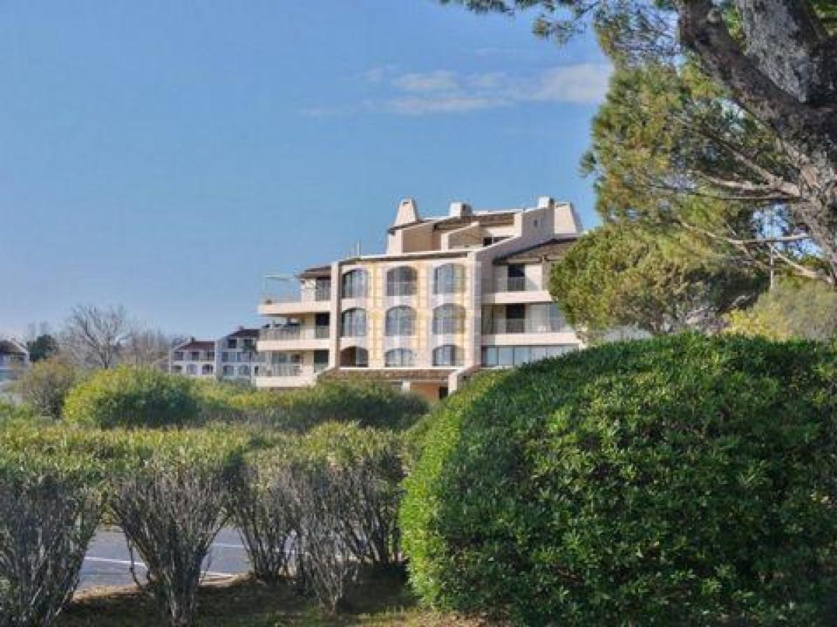 Picture of Apartment For Sale in Cogolin, Provence-Alpes-Cote d'Azur, France